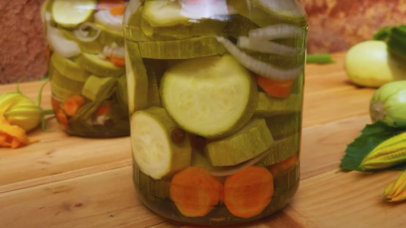 Маринованные кабачки на зиму в банках хрустящие без стерилизации