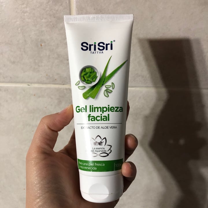 SriSri Tattva Gel Limpieza Facial Extracto De Aloe Vera Review Abillion