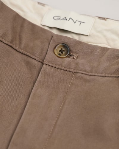 Προϊόντα Gant - Ρούχα - Παντελόνια | Winter Sales -40% Έκπτωση - Ανακαλύψτε  την Χειμωνιάτικη Συλλογή με Έκπτωση στο KayakFashion.gr - Δωρεάν Μεταφορικά  για αγορές 70€ - Επώνυμα Ρούχα, Παπούτσια, Αξεσουάρ για