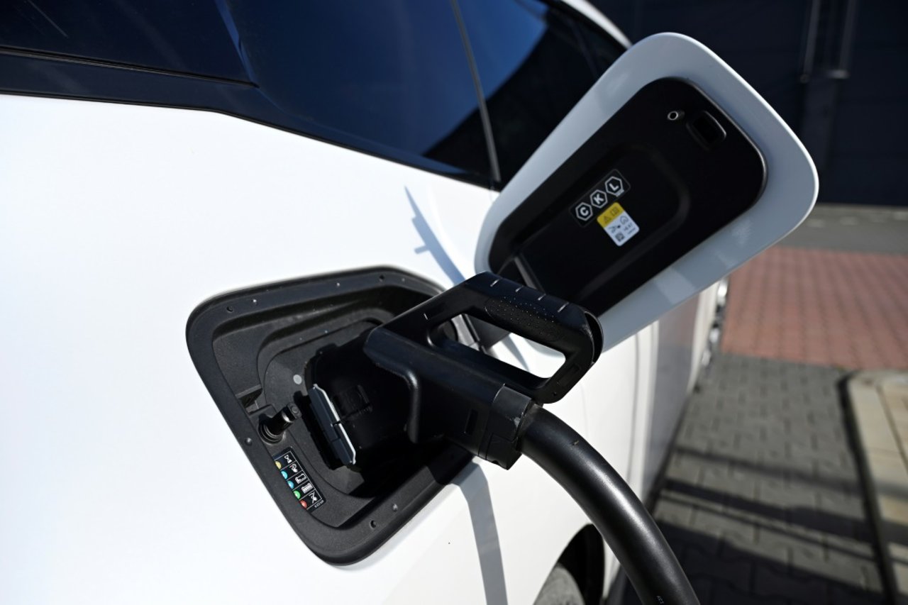 Germany Unveils €500M EV Charging Plan for Apartment Buildings