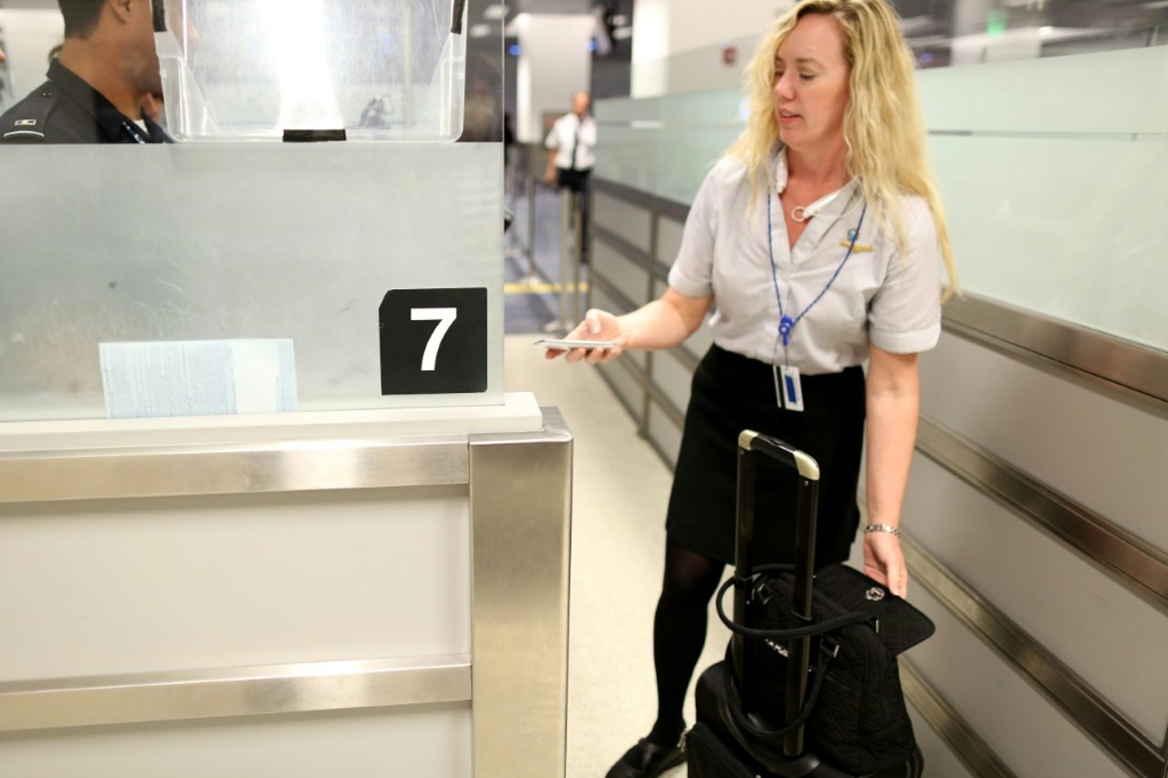 U.S. to Tighten Screening for German Travelers with New Social-Media Checks