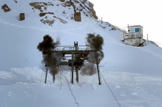 Zugspitze Ski Lift Demolished as Germany's Glaciers Vanish