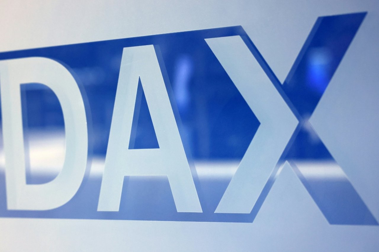 Executive Salaries in German Listed Companies Fall But Almost Exclusively for Women