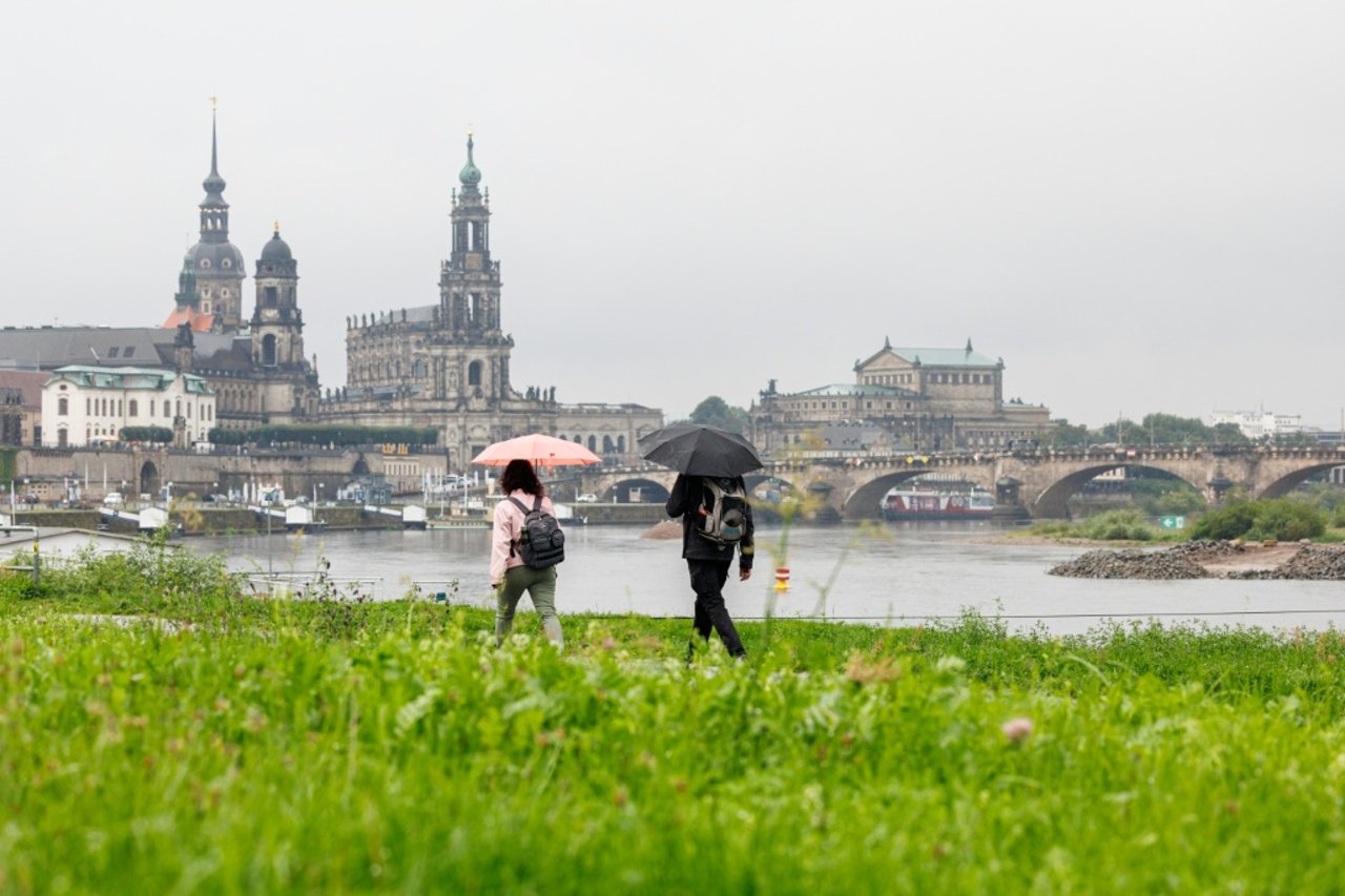 WWII Bomb Discovered in Dresden Prompts Evacuation of 18,000 Residents 