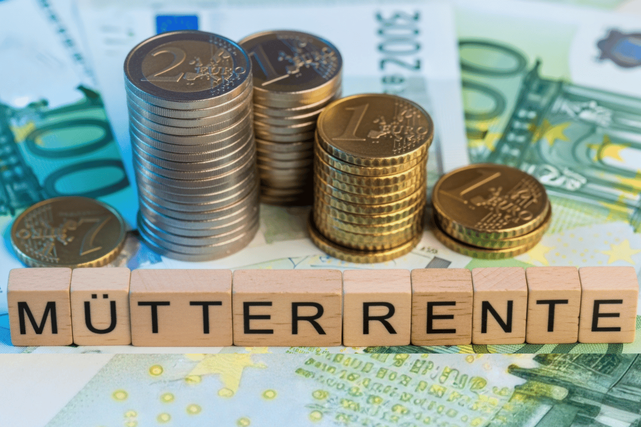 CDU and CSU Clash Over Mütterrente Reform Costs