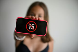 French Parliament Bans Social Media for Under-15s, an EU First