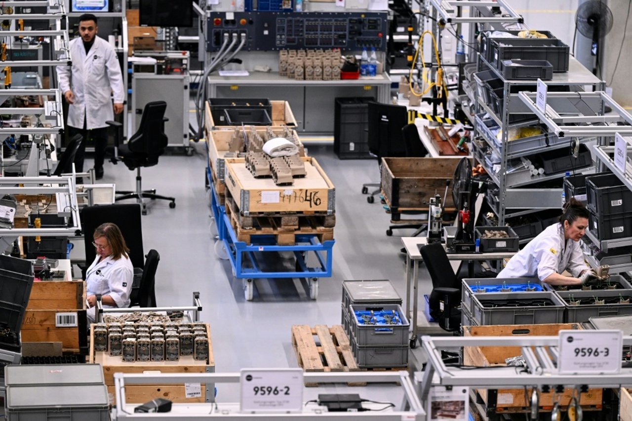 Germany's Labour Market Dilemma: Rising Unemployment Despite Vacancies