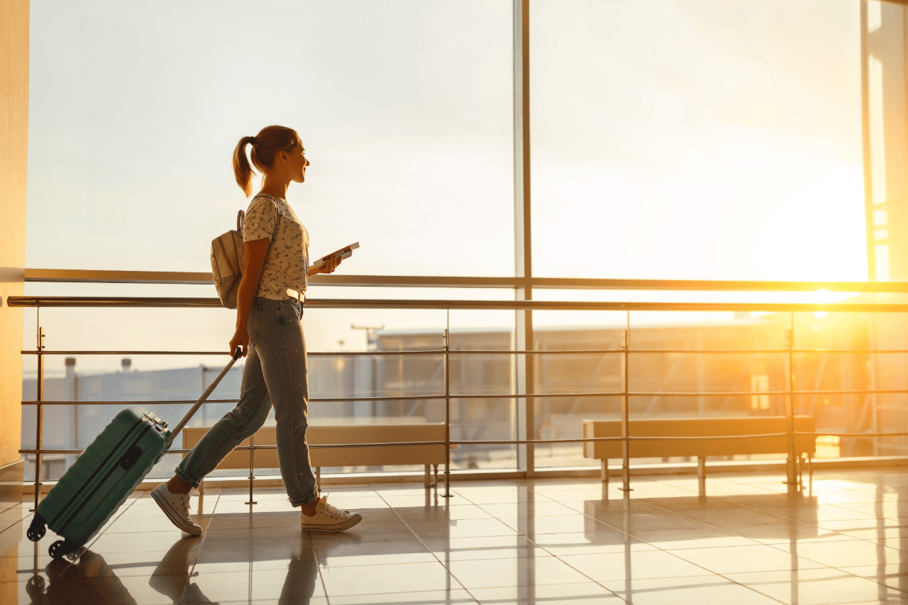 Air Travellers Set to Save Money as EU Backs Free Cabin Bags