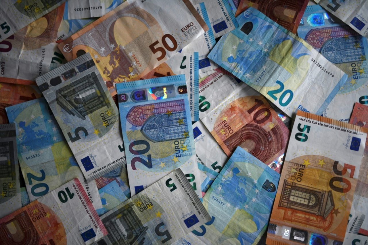CDU Pushes Plan to Curb Minijobs and Expand Regular Employment
