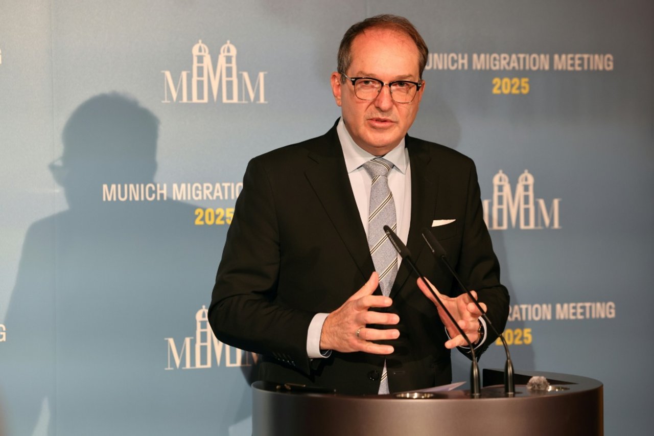 Germany and EU Partners Explore Migrant Return Centers Outside the Bloc