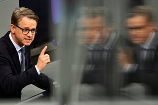 CDU in NRW Seeks Tougher Measures Against Benefit on Social Benefit Abuse