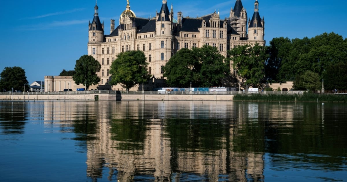 AfD Leads SPD in Mecklenburg-Western Pomerania Election Polls