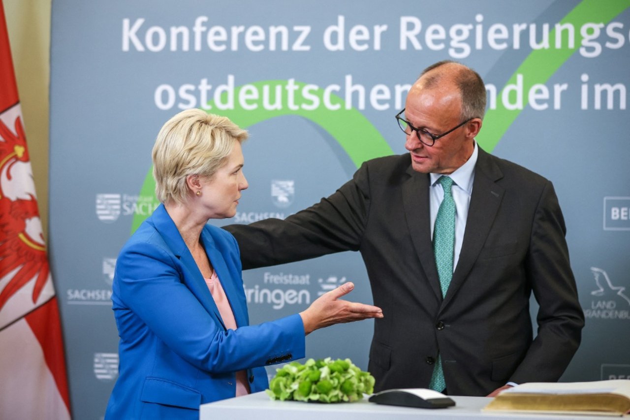 Merz Faces Criticism as SPD and AWO Demand Immediate Relief Over Energy Prices