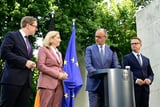 Merz Cabinet Reshuffle: Warken, Linnemann and Amthor Get New Roles