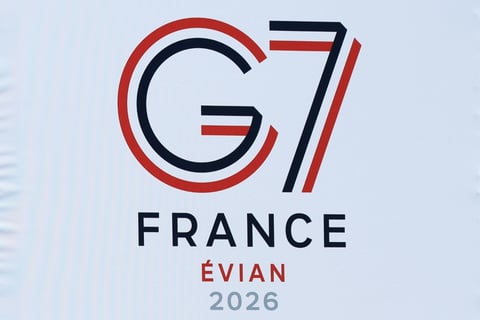 G7