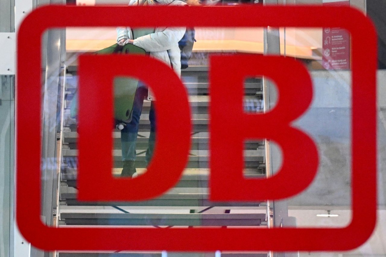 Germany Eyes Seamless Rail-to-Air Luggage Transfer for Passengers