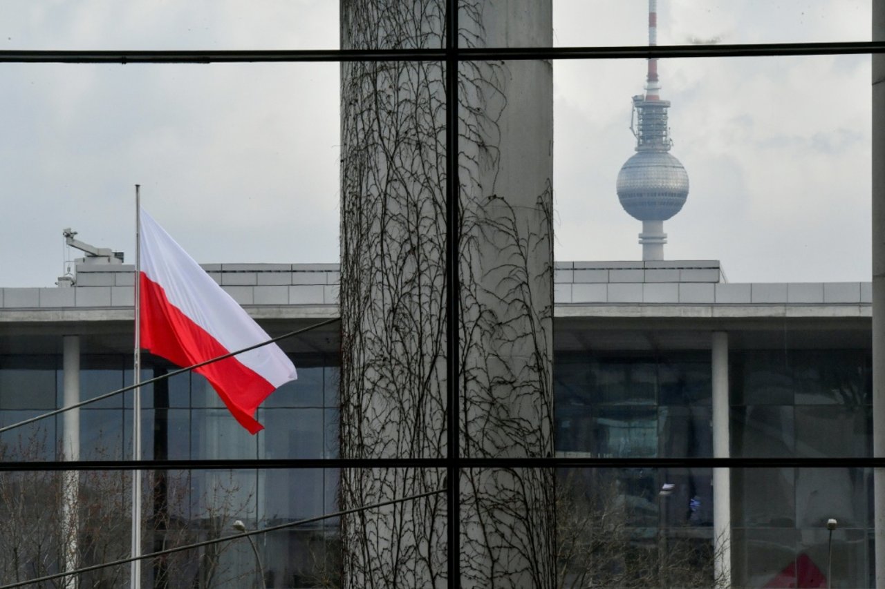 Germany Returns WWII-Looted Artefacts to Poland