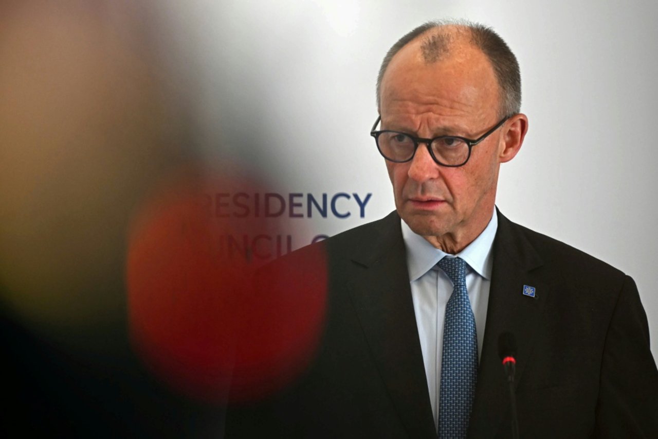 Merz Open to Income Tax Increase, Urges Struggling Coalition to Unite