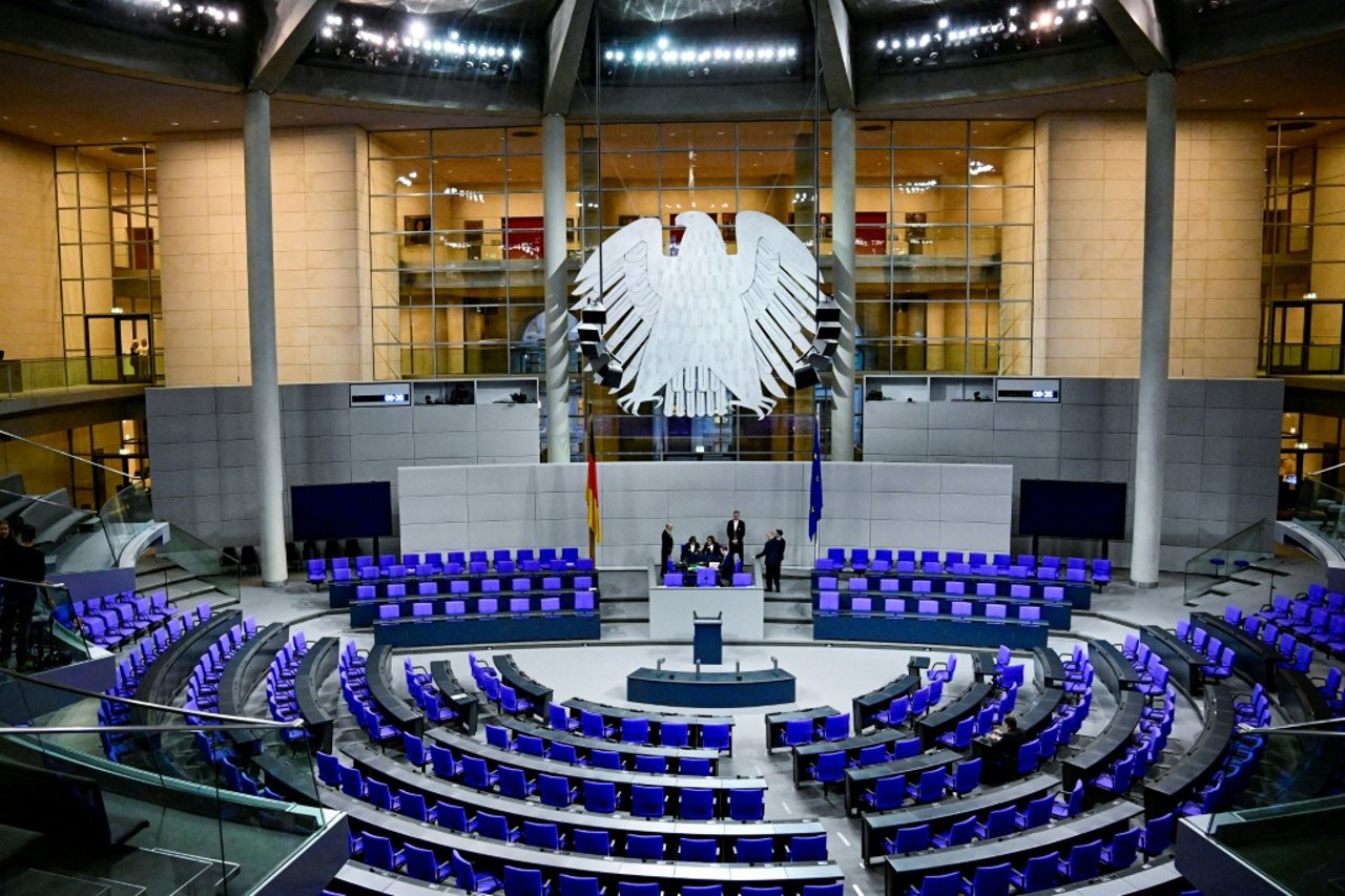 Bundestag Tightens Migration Policy with New Safe Country Law