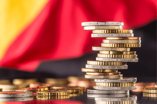 German Economy in Crisis: Iran War and Years of Stagnation Crush Business Confidence