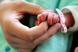 At What Age Do German Men and Women Become Parents?