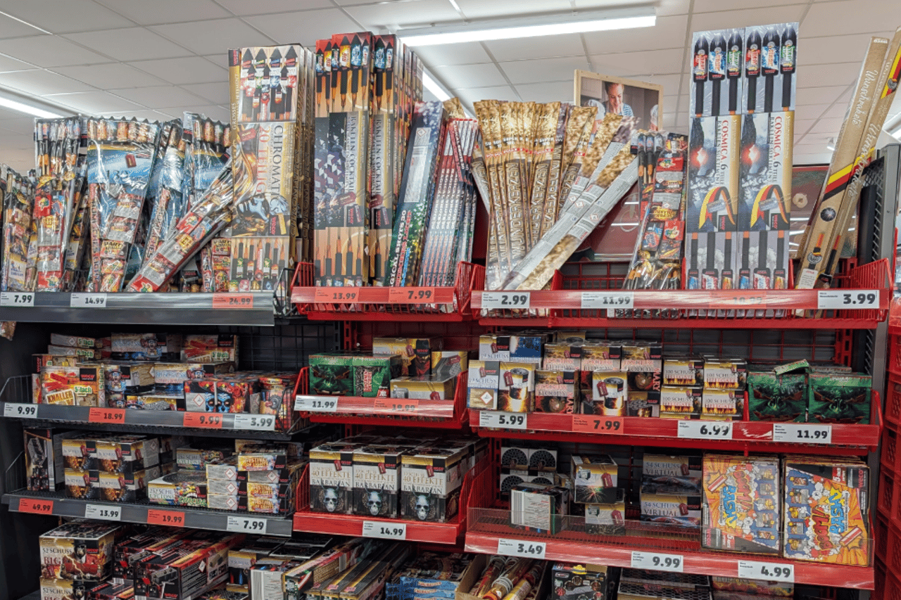 2.7 Million Sign Petition Demanding Ban on New Year’s Eve Fireworks in Germany