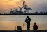 German Naval Vessels Transit Suez Canal for Possible Hormuz Mission