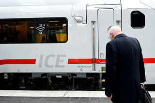 Deutsche Bahn and GDL Reach Pay Deal Without Strikes