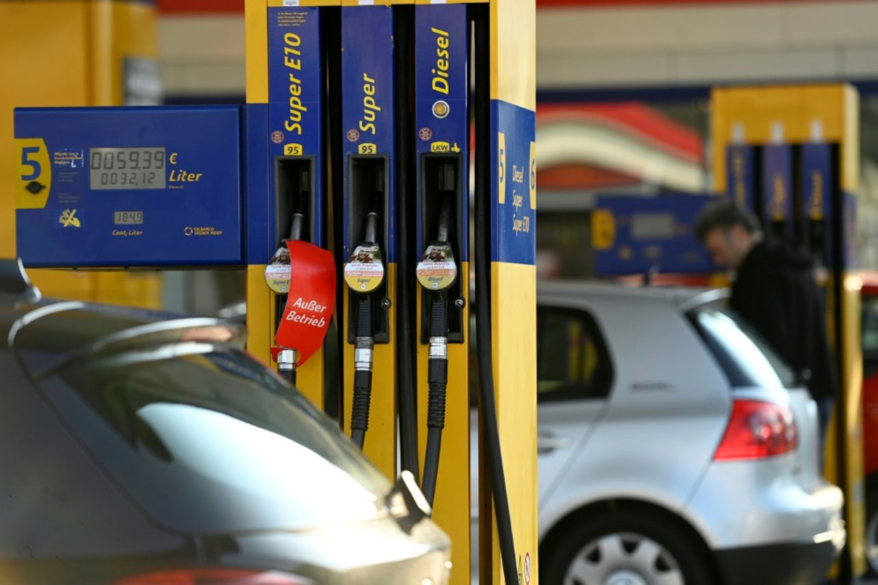  State initiative: Fuel prices should only be allowed to rise once a day