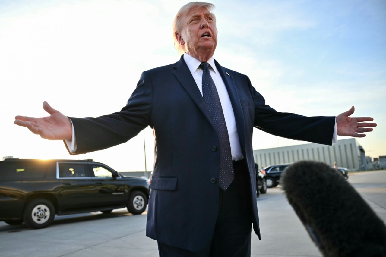 Trump, Iran's president sign deal to end Mideast war