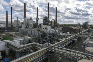Germany’s Industrial Orders Fall for Fourth Month, Recovery Stalls