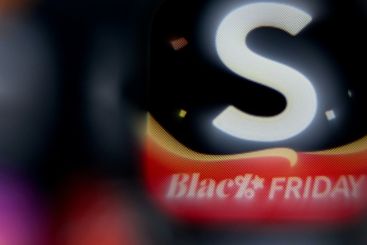 German Consumers Plan Higher Spending for Black Friday 2025