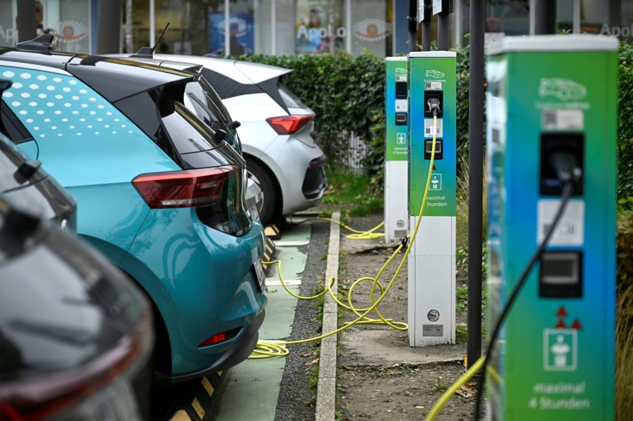 Hybrid Cars Top Choice For Consumers In Europe In 2025
