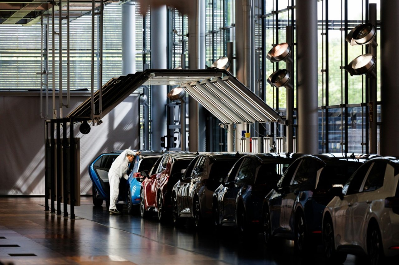 Automotive Industry Warns of Job Losses and Declining Investment in Germany