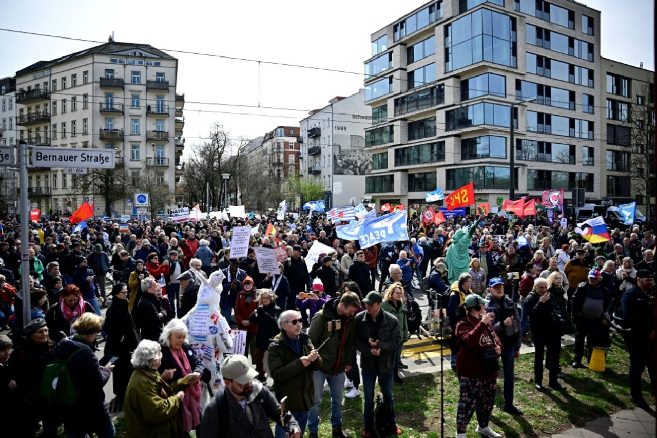 Easter marches: Demonstrations for peace in around 70 cities in Germany