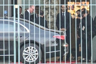 Zelensky in Berlin for high-stakes Europe–US Talks on Ending Ukraine War