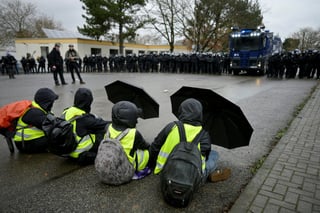 Tens of Thousands Set to Blockade AfD's Erfurt Conference