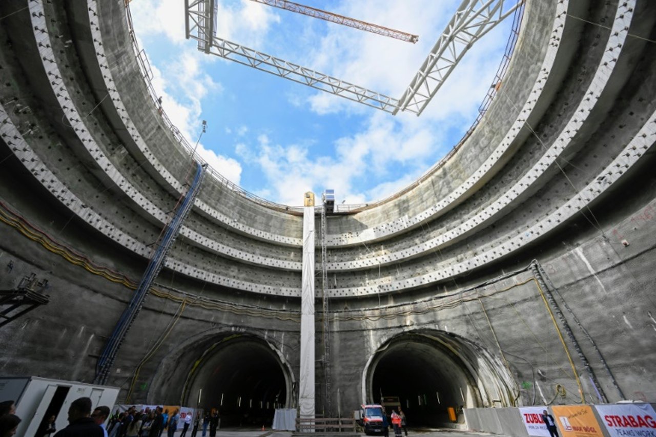 Stuttgart 21 Faces New Indefinite Delay Amid Technical Problems