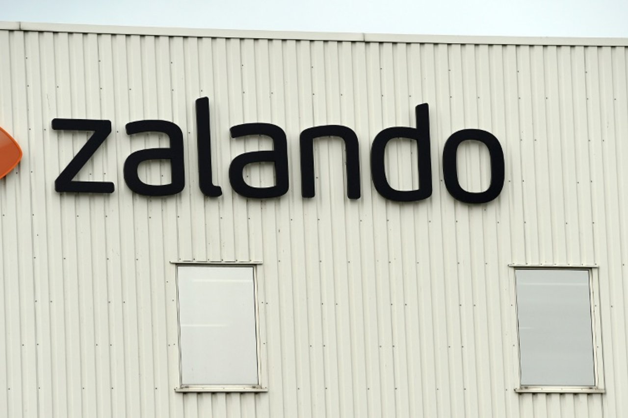 Zalando to Close Erfurt Logistics Center, Cutting 2,700 Jobs