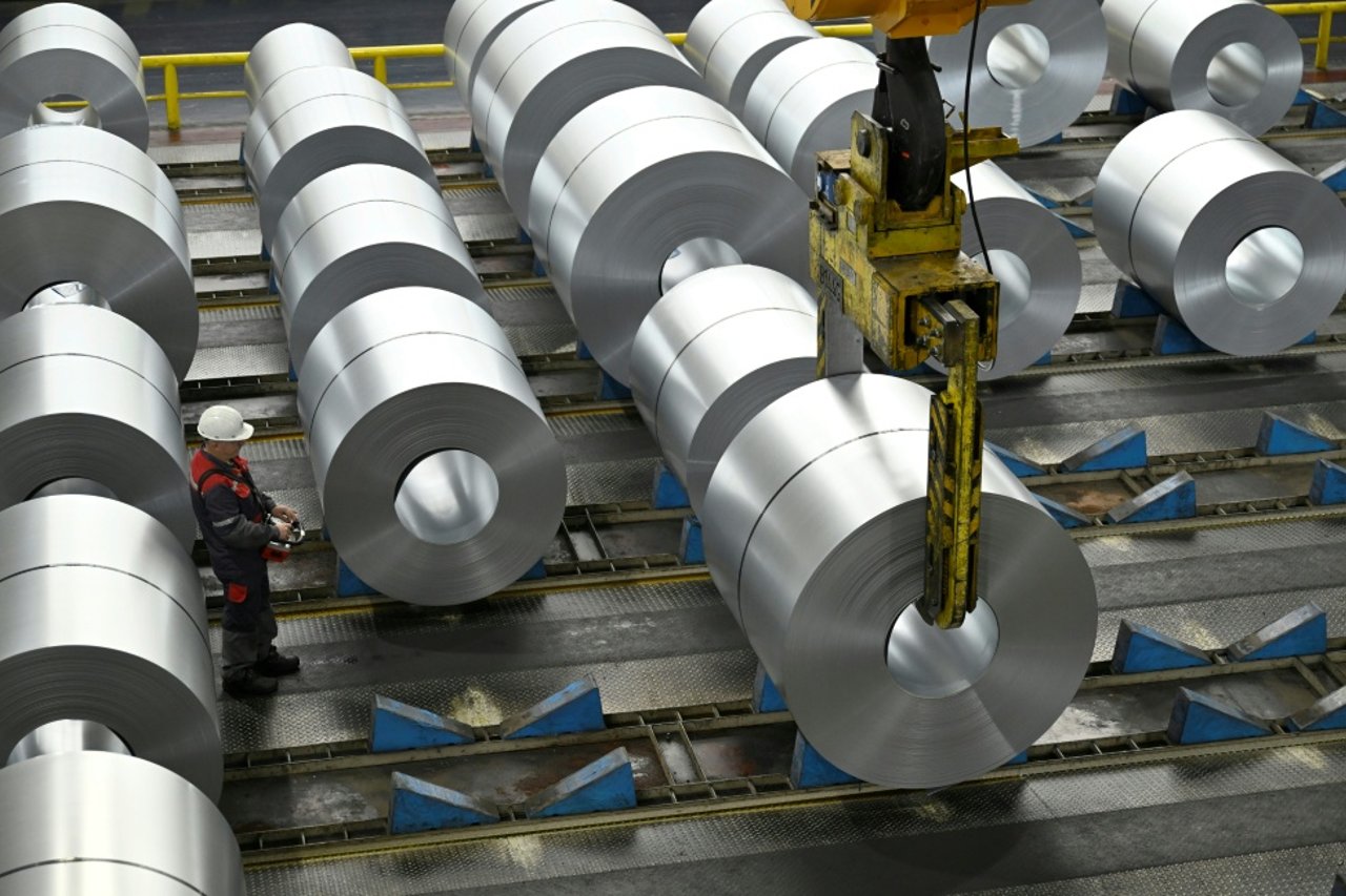 Germany’s Economy Stagnates in Q3, Narrowly Avoiding Recession