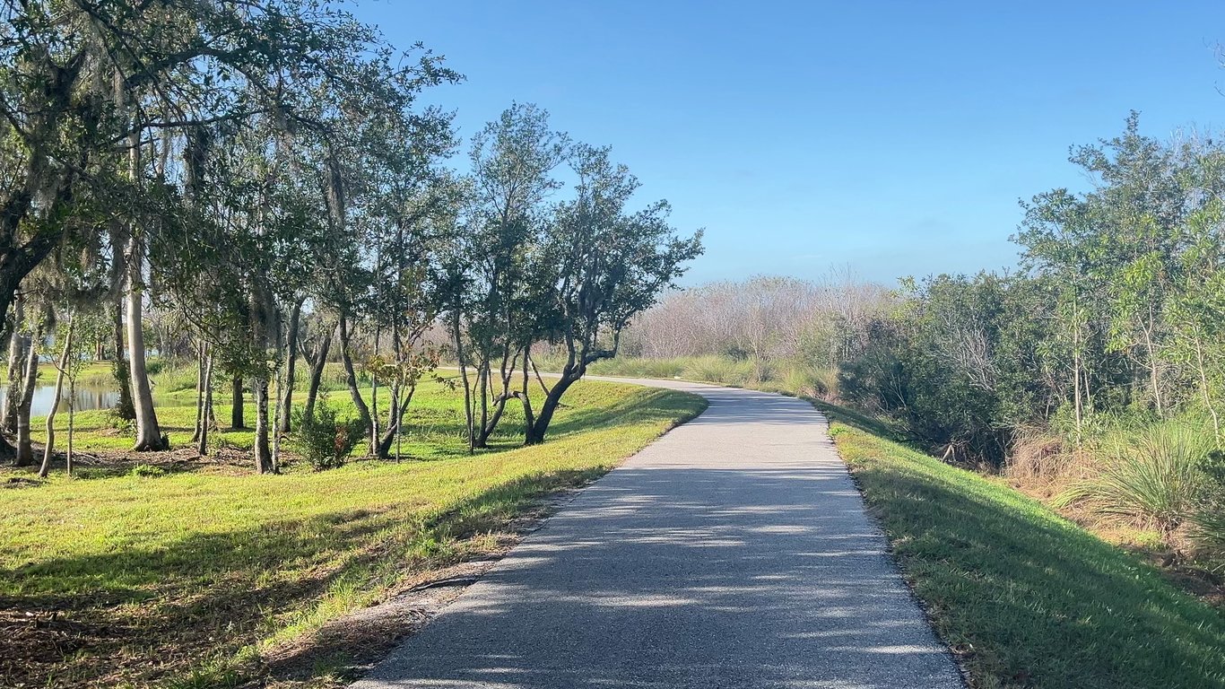 Amazing Star Farms New Homes in Lakewood Ranch