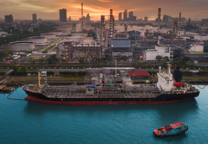 UK jet fuel tanker crisis as last Middle East shipment arrives amid Strait of Hormuz disruption