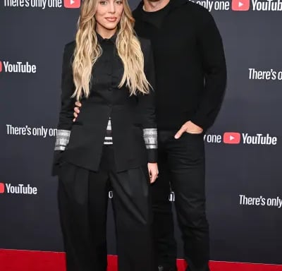 Alex Cooper announces pregnancy with husband Matt Kaplan in 2026