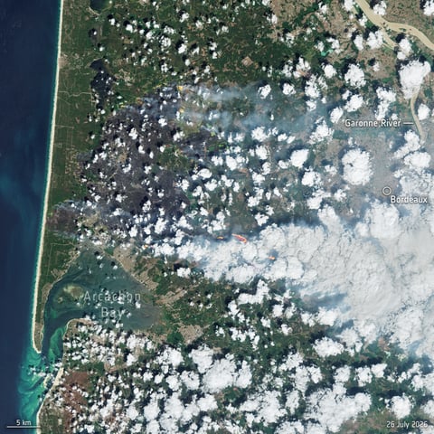 ESA satellite image showing active wildfires burning near Bordeaux France in July 2026