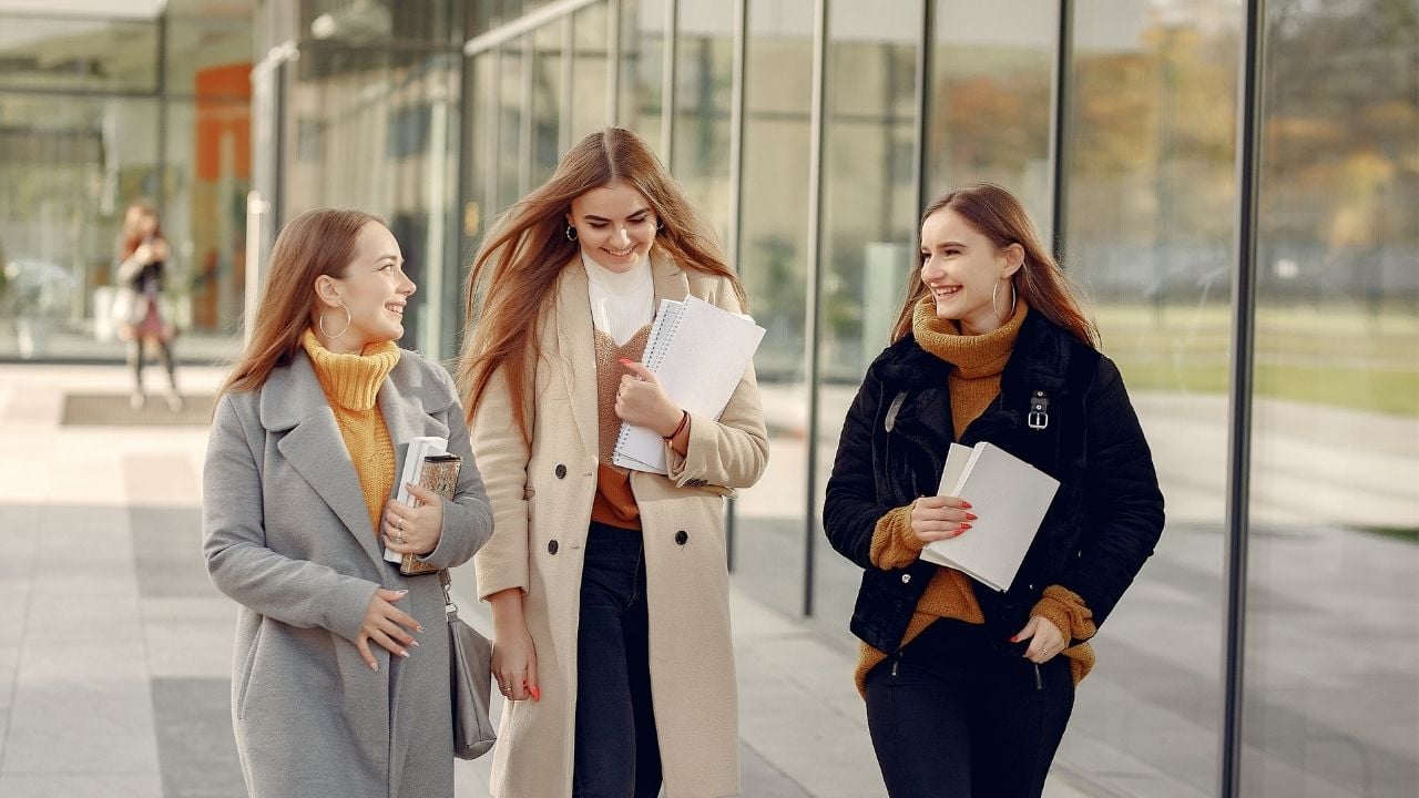 Swinburne Welcome Scholarships 2026 Now Open