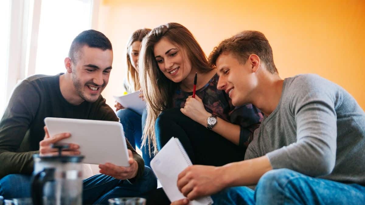 University of Chichester Scholarships 2025 for International Students