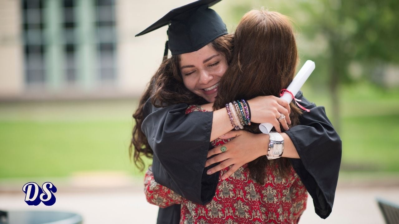 Terms and Conditions to Work in UK after Graduation as an International Student