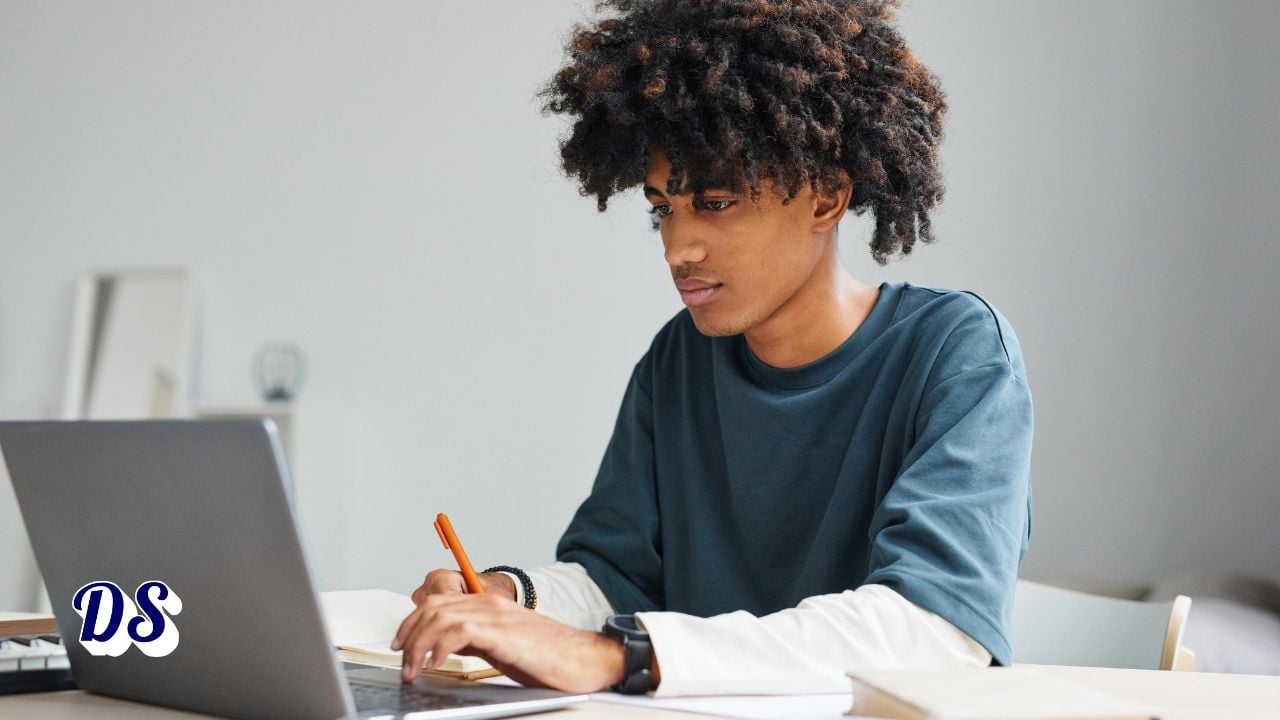 Hellmuth and International Presidential Scholarships 2026 at Huron University