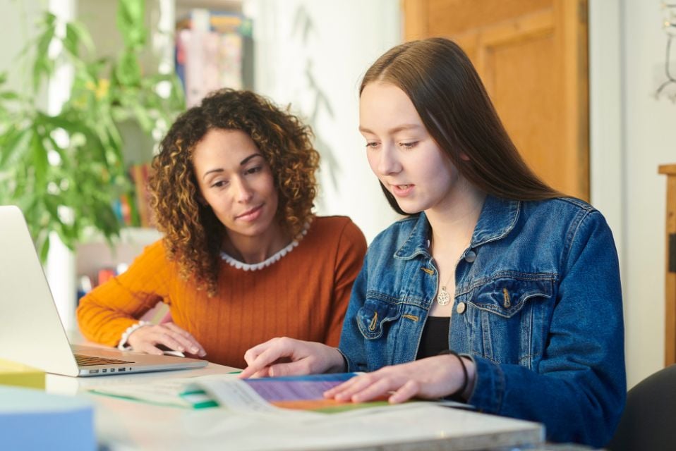 ScottishPower Master Scholarship 2025-2026 Inviting Applications