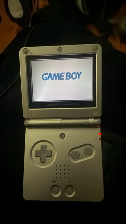 Nintendo - Game Boy Advance SP